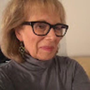 Meet your Posher, Andrea